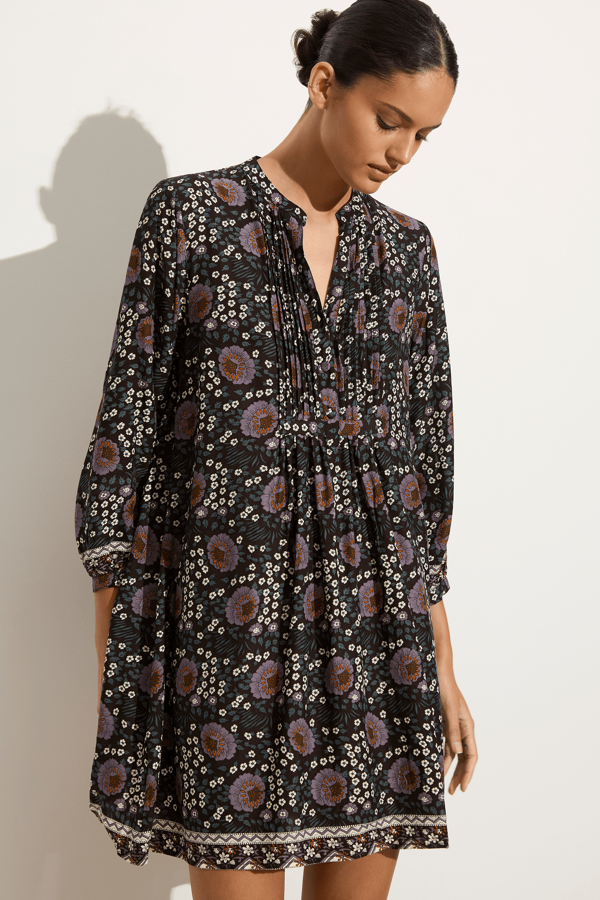 Natalie Martin Sammie short dress in vintage flowers black/purple