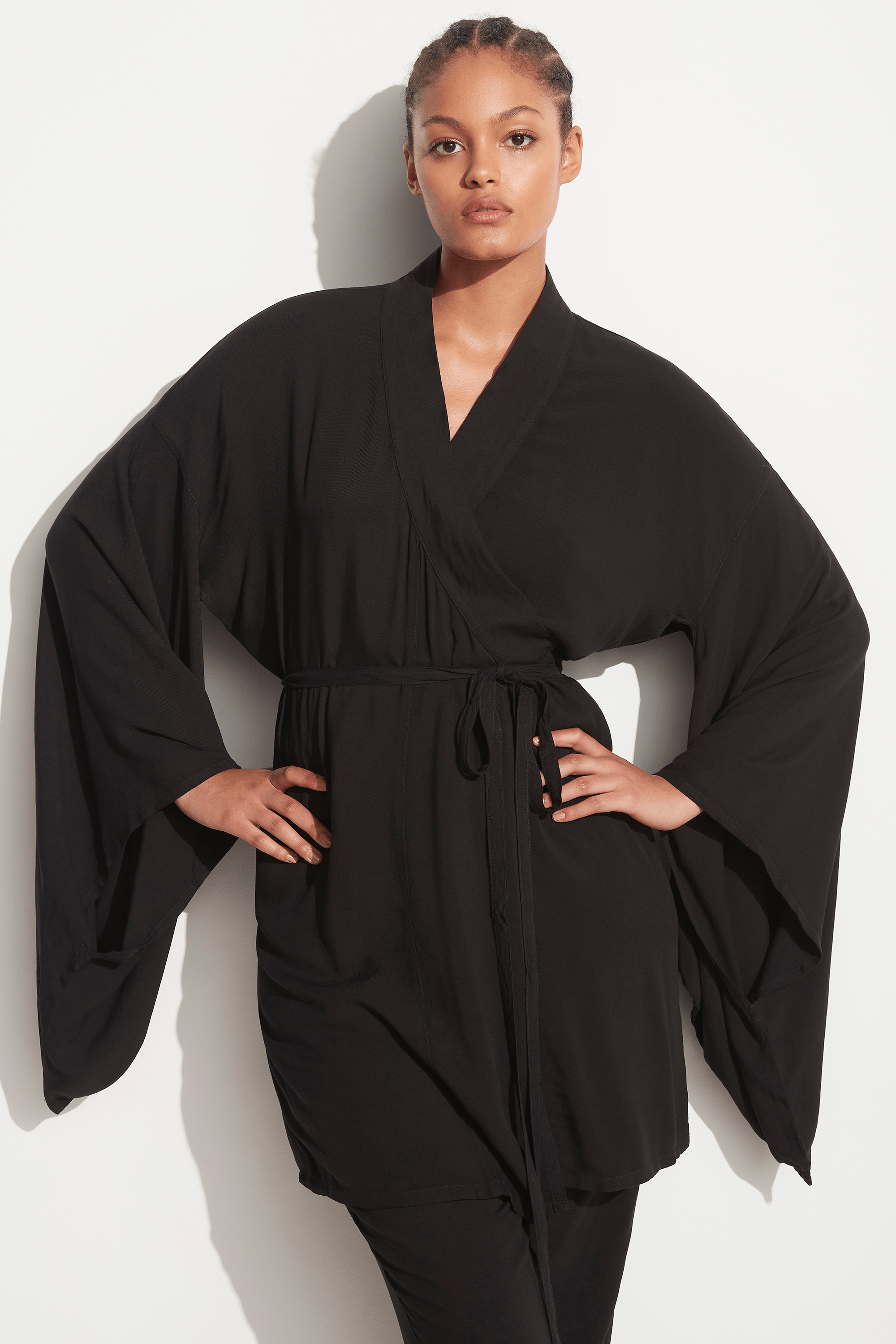 Raquel Allegra Kimono in black